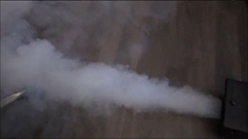 1byone Low Lying Fog Machines 400 Watt 3000CFM 2 Meters Output Distance 1300ml Tank Capacity with Wireless Remote Control Fog Machine