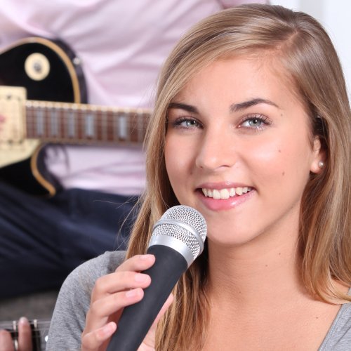 PylePro PDWM3400 Premier Series UHF Microphone System with 2 Body-Pack Transmitters, 2 Headsets and 2 Lavalier Mics