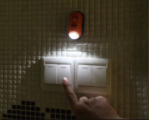 hkbayi New Novelty Human Body Sensor Light Infrared Sensor Led Lamp Intellective Control Mini Night Lamp 7 color