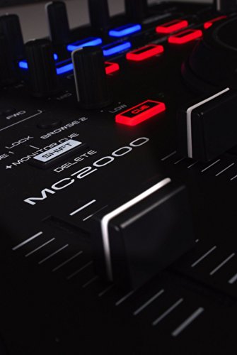 Denon DJ MC2000 Belt DJ Controller with Serato Intro